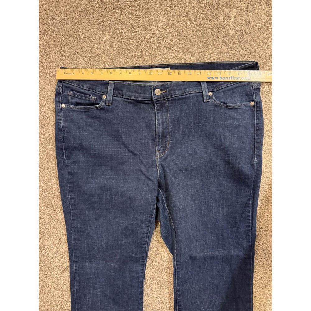 Levis Jeans Women 22W Blue Classic Bootcut Dark Wash Stretch Denim - Picture 4 of 9